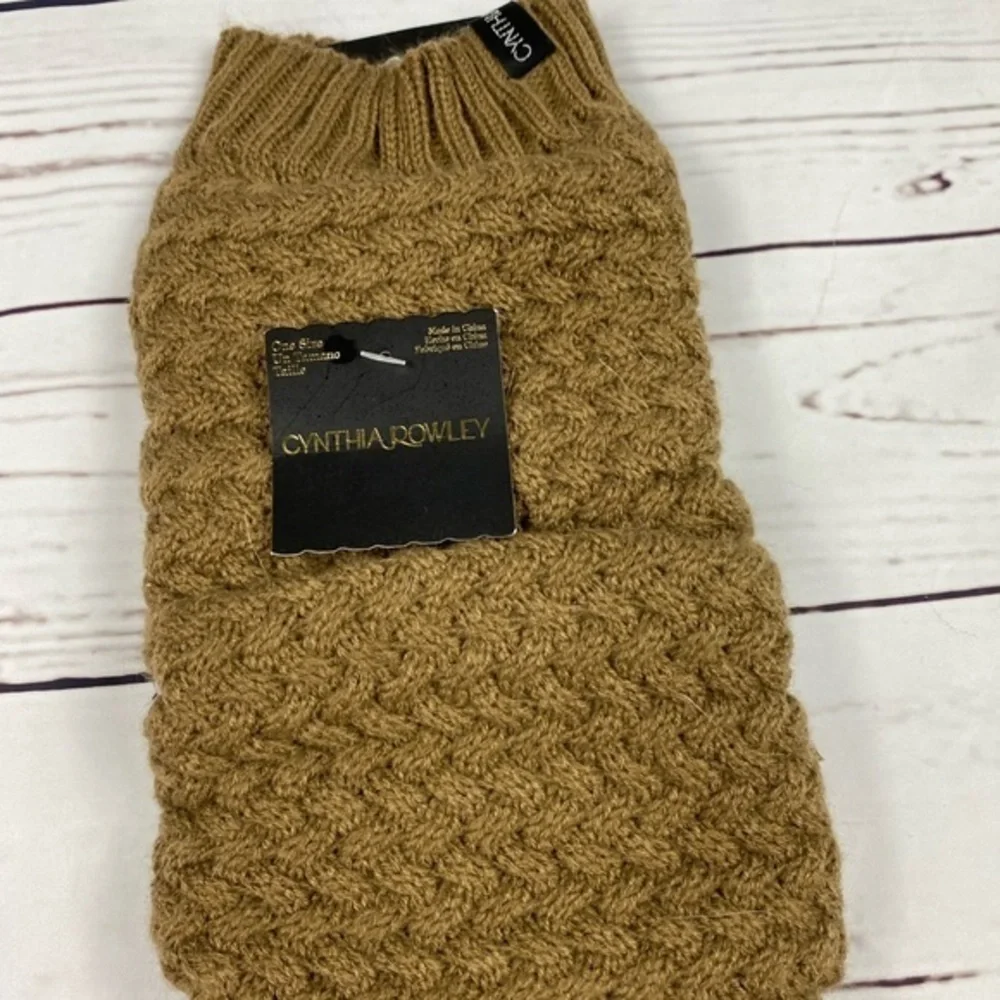 Cynthia Rowley Tan‎ Knit Boot Socks